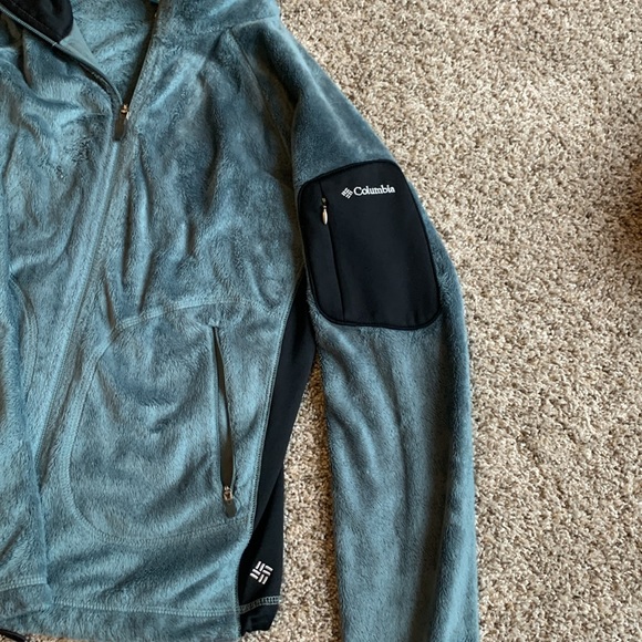 Columbia Zip Up. Jade Green color. - Picture 3 of 4